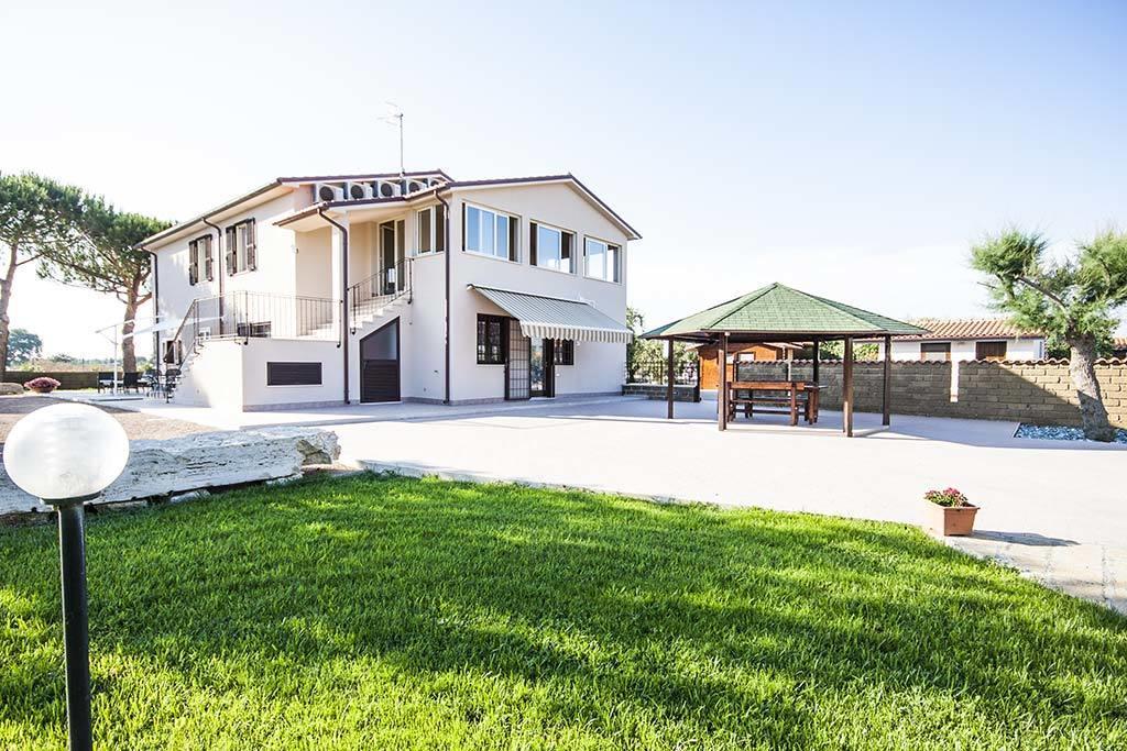 Апартаменты Agrimare I Pavoni Монтальто-ди-Кастро Экстерьер фото